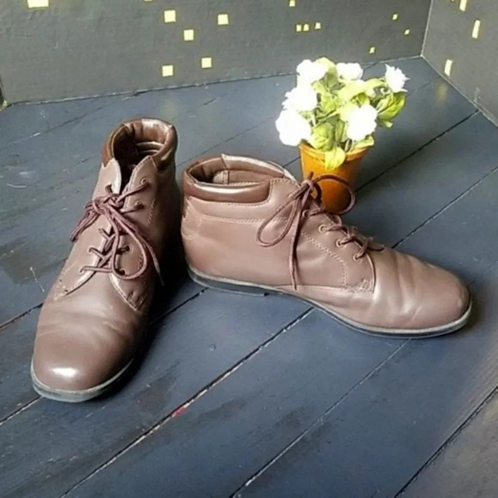 Danelle Brown Shoes